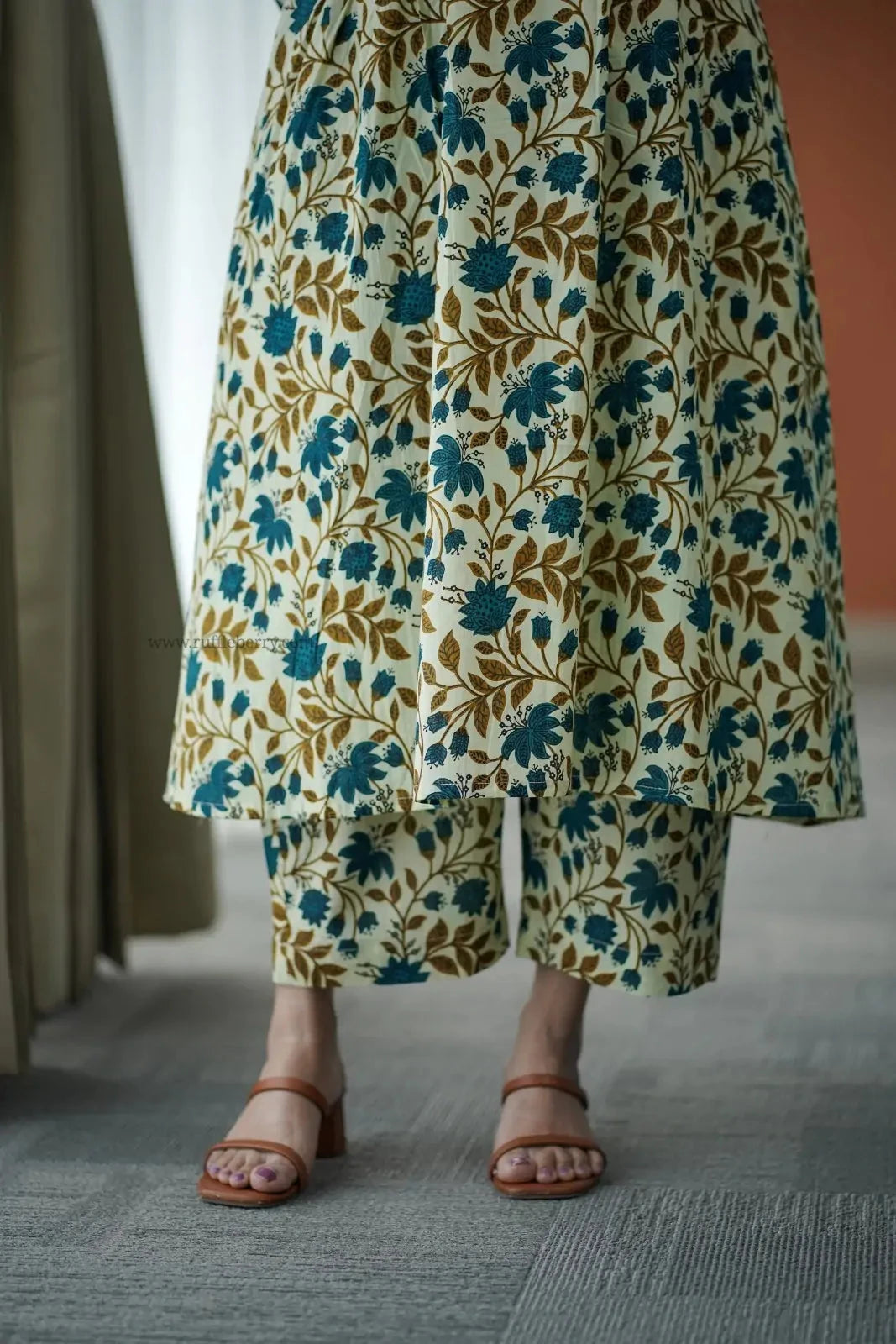 Niva Cream Cotton Co-ord Set