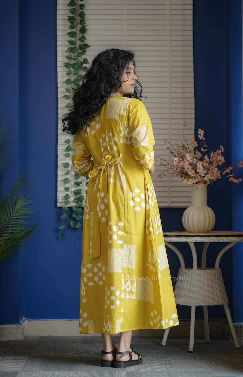 Augusta Bumble Yellow Cotton Aline Dress