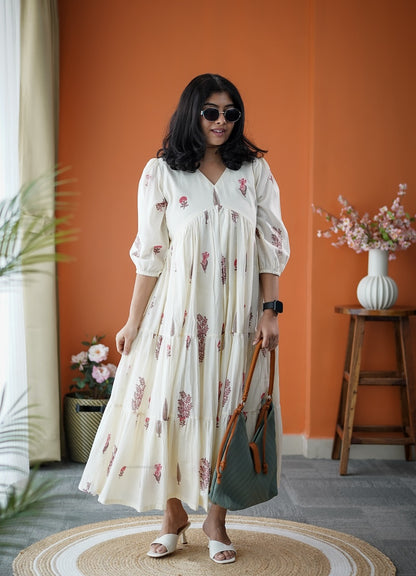 Jundaze White Cotton tier Dress