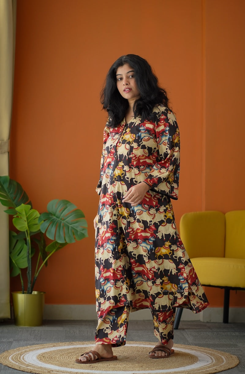 ammayi desi black co-ord set