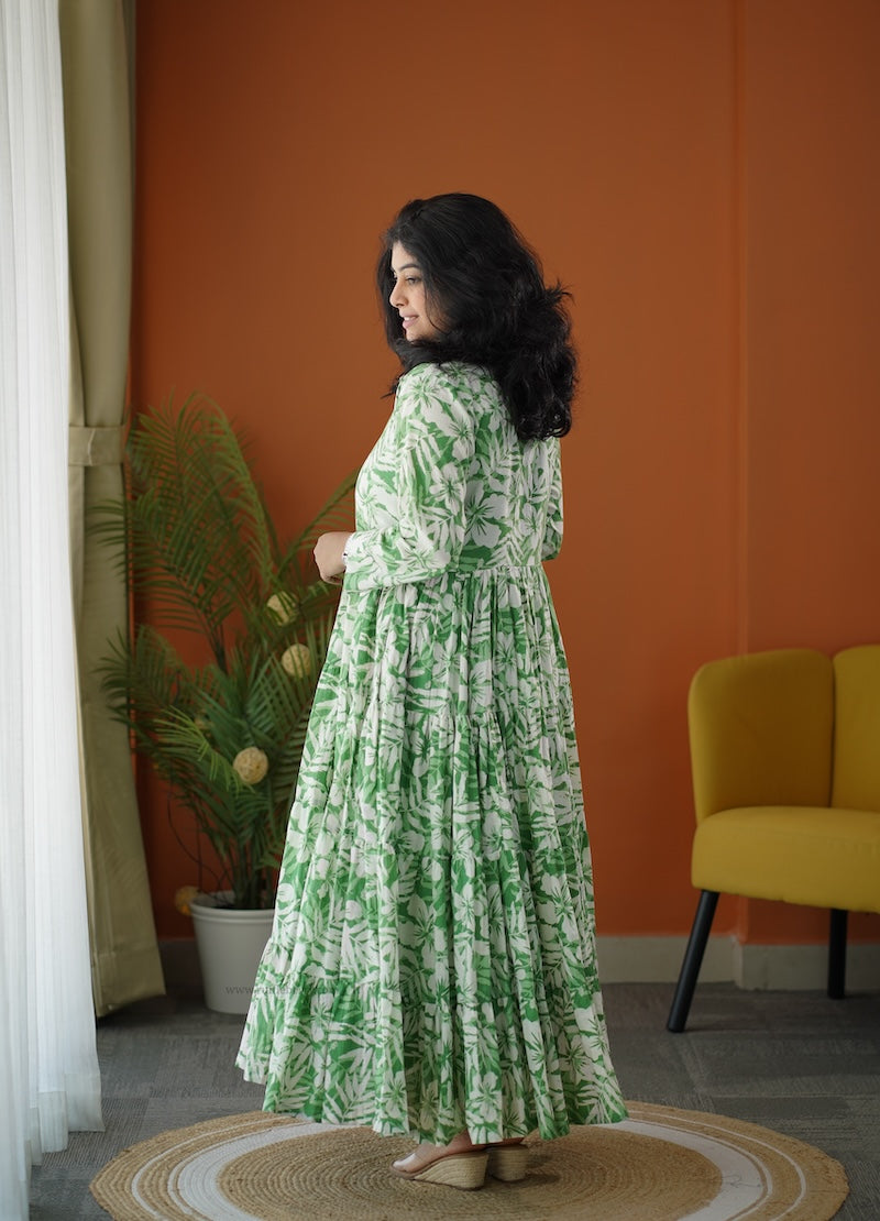 lela fresh green button cotton tier dress