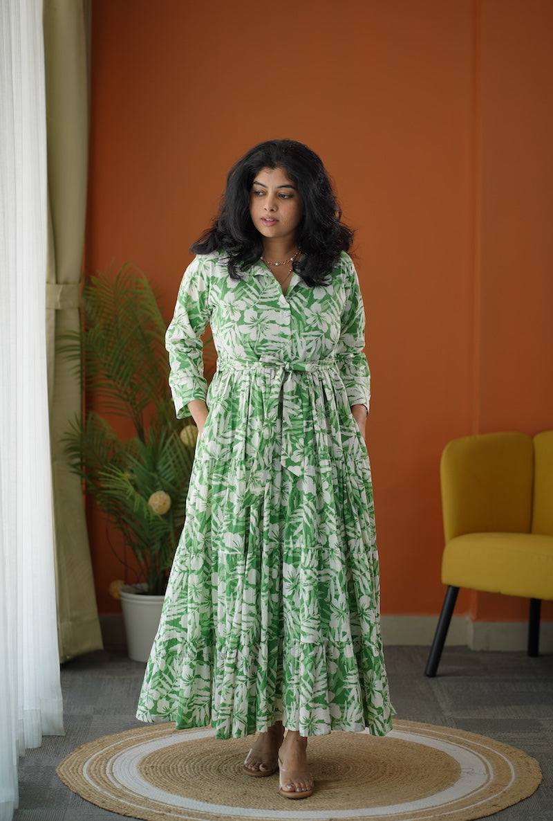 lela fresh green button cotton tier dress