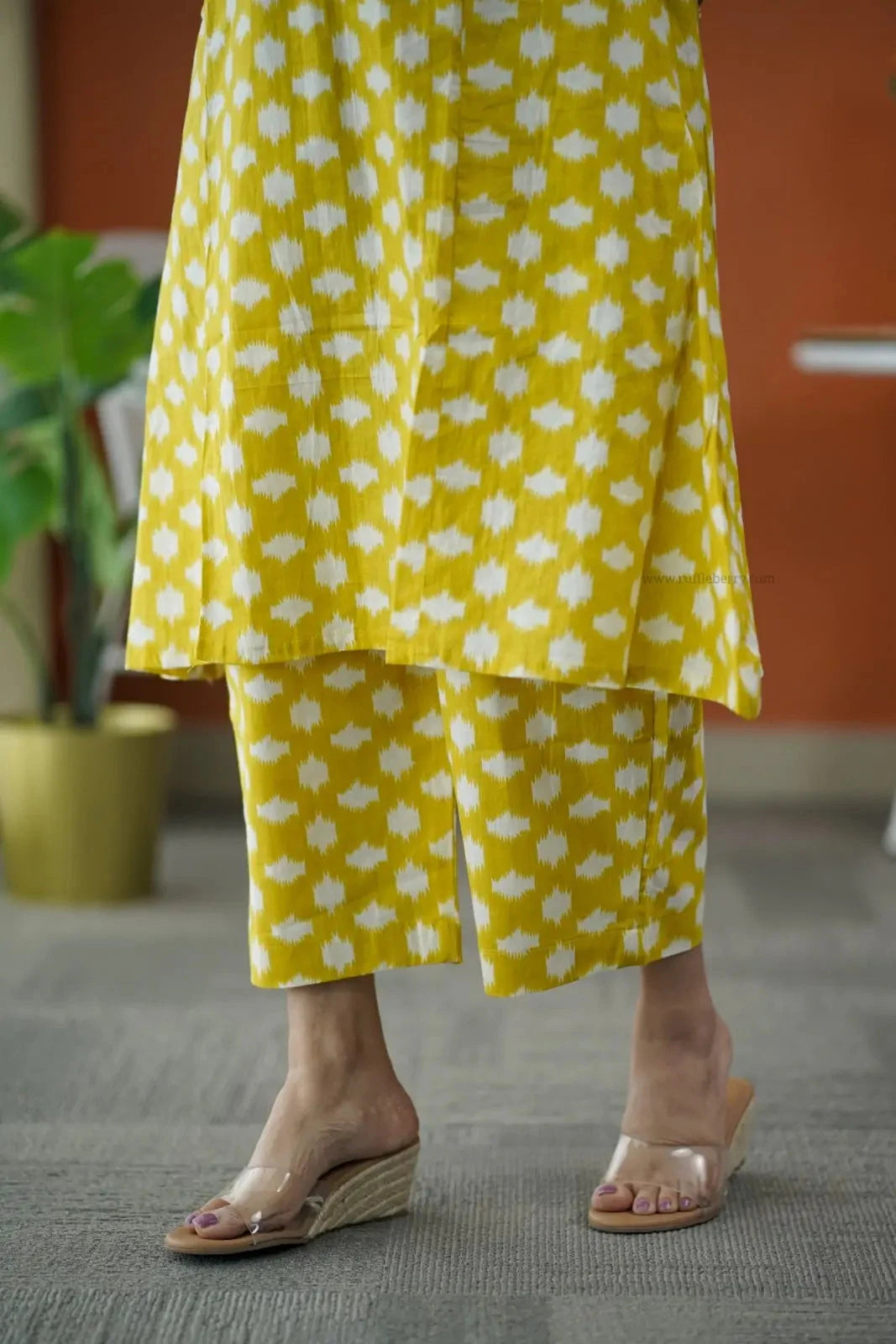 niva yellow cotton co-ord set