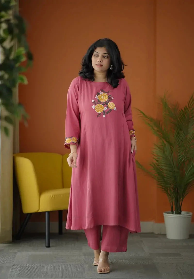 raashi embroidered cotton co-ord set